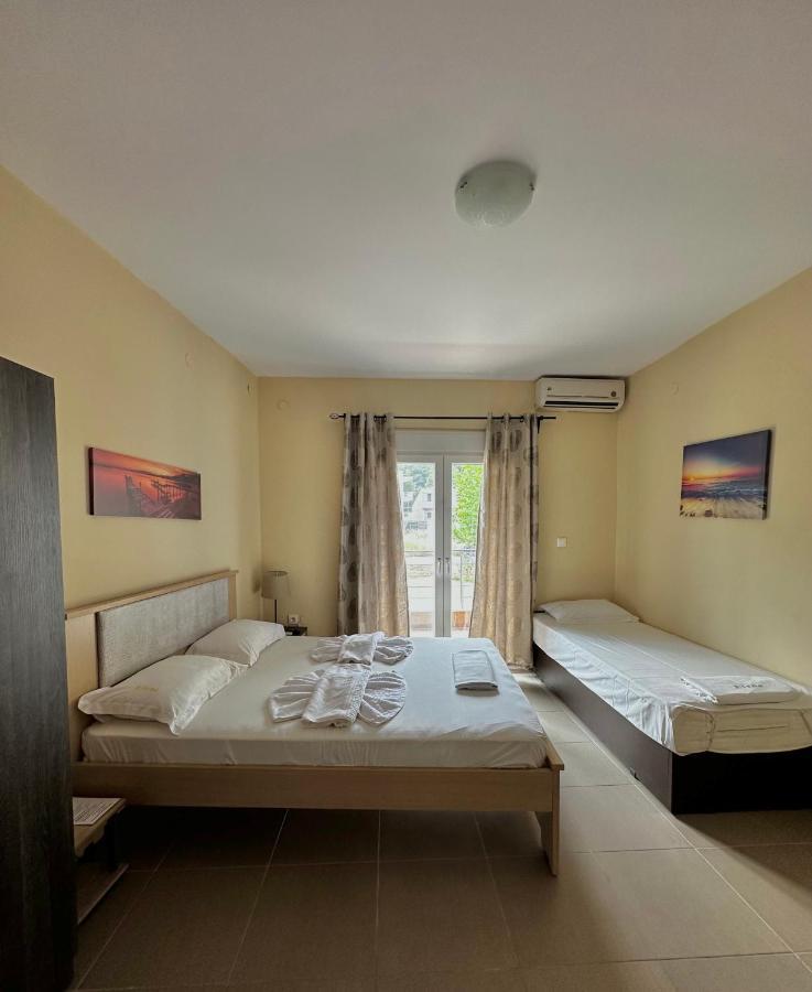 Elena Apartament