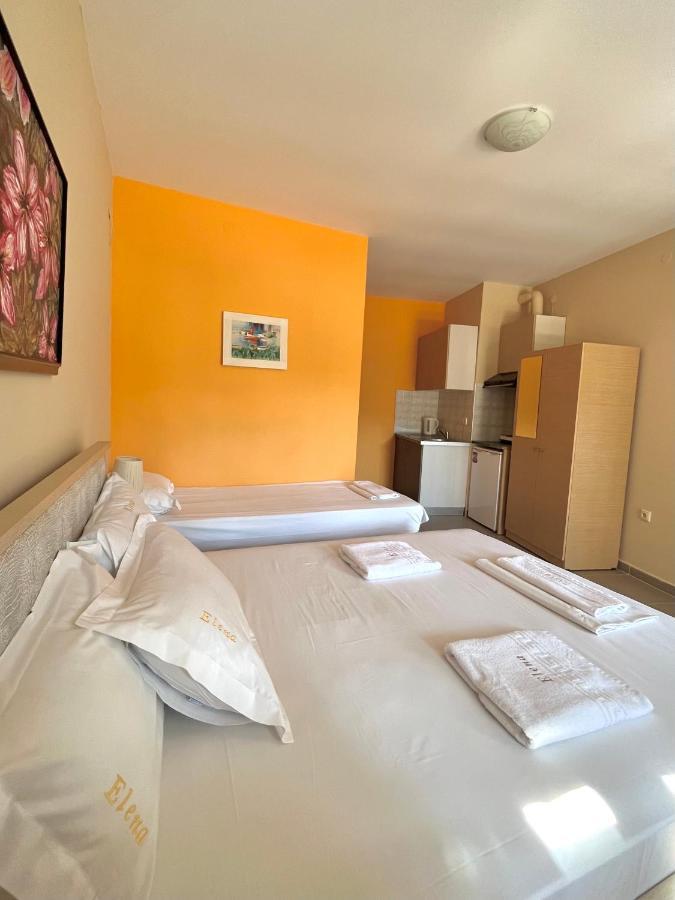 Elena Apartament *